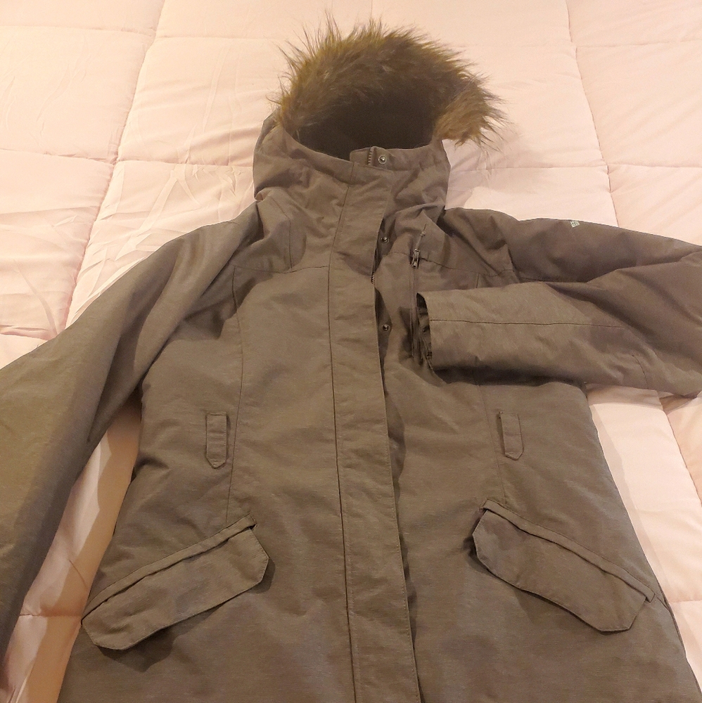 Columbia Suttle Mountain Long Insulated Jacket-M